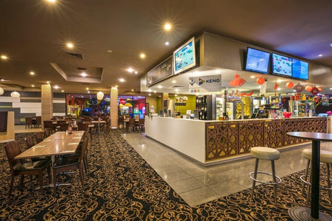 Nightcap at Waltzing Matilda Hotel