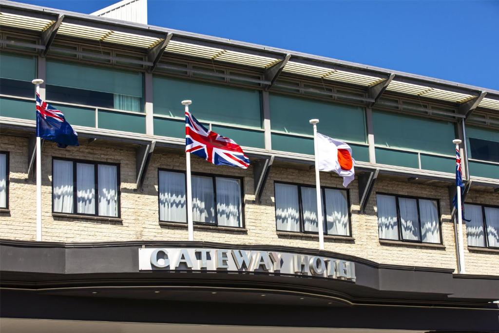Nightelier Devonport (Gateway Hotel)